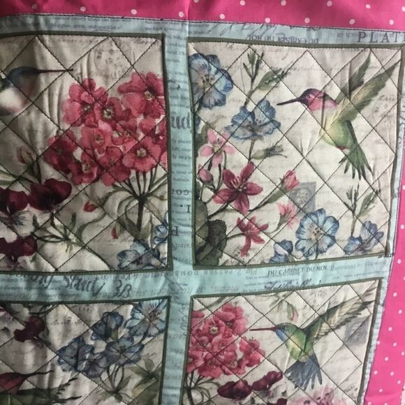 CLOSEOUT SALE $25 NWT Hand Crafted Quilted Set 2 LG Hummingbird Garden Pillows - Picture 3 of 12